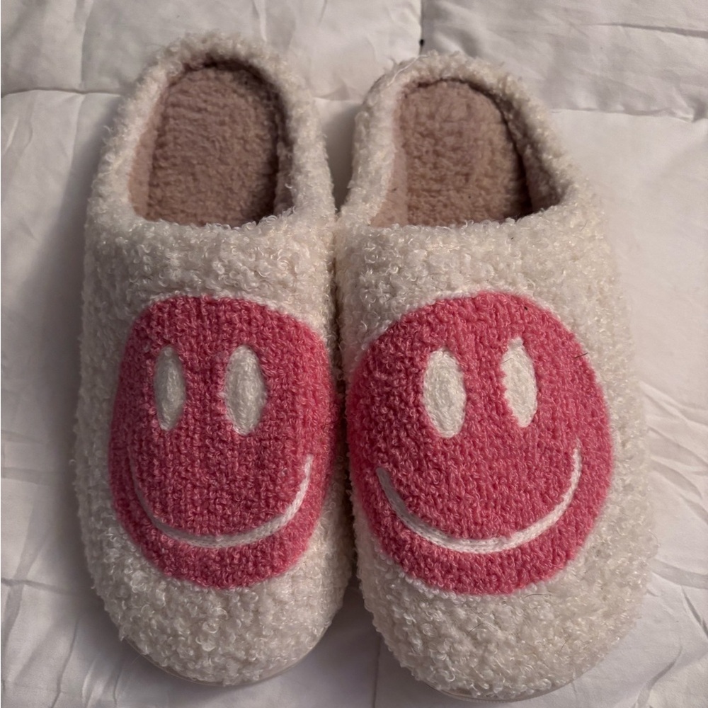 Cozy Cream Slippers with Pink Smiley Face